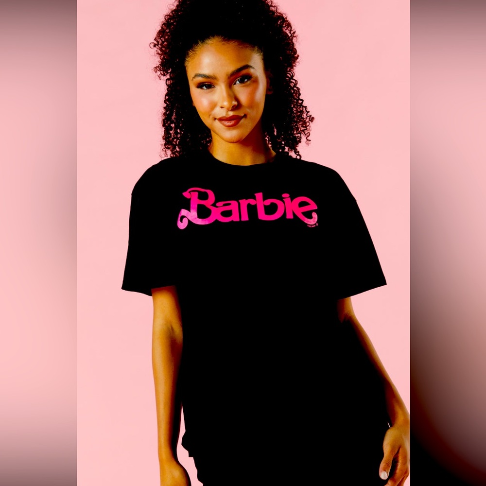 BNWT BARBIE T-SHIRT